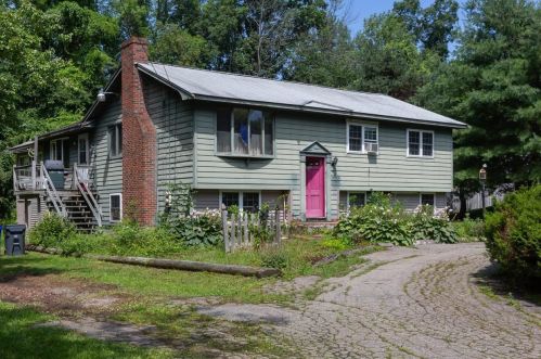 4 Longview Dr, Hampstead, NH 03841 exterior