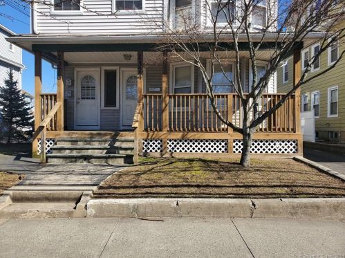 2374 Main St, Bridgeport, CT 06610 exterior