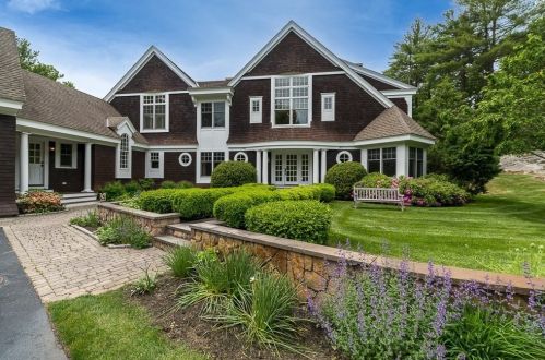 108 Grapevine Rd, Wenham, MA 01984 exterior