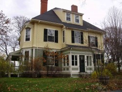 21 Durant St, Newton, MA 02458 exterior