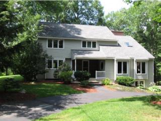 148 Coburn Ave, Nashua, NH 03063 exterior