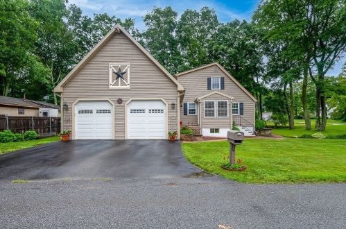 97 Gore Rd, Webster, MA 01570 exterior