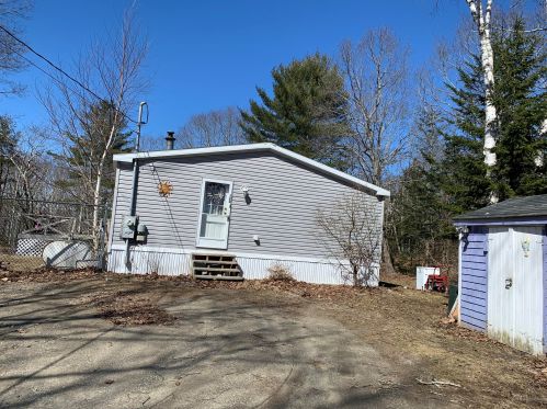 172 Shore Dr, Owls Head, ME 04854 exterior