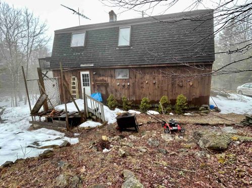 370 Timbertop Rd, New Ipswich, NH 03071 exterior