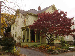 90 Floral St, Newton, MA 02461 exterior