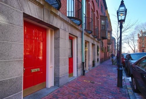 144 Mount Vernon St, Roxbury Xing, MA 02108 exterior