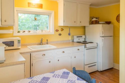 48 Overlook Dr, Chatham, MA 02633 exterior