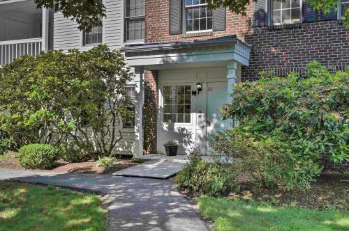 22 Windsor Ct, Keene, NH 03431 exterior