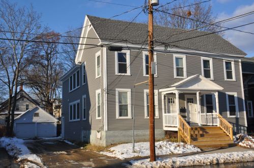 54 Downing St, Concord, NH 03301 exterior