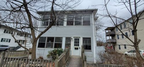 72 Myrtle Ave, Webster, MA 01570 exterior