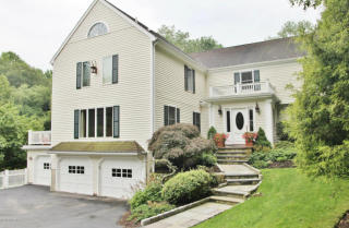 233 Hunting Ridge Rd, Stamford, CT 06903 exterior