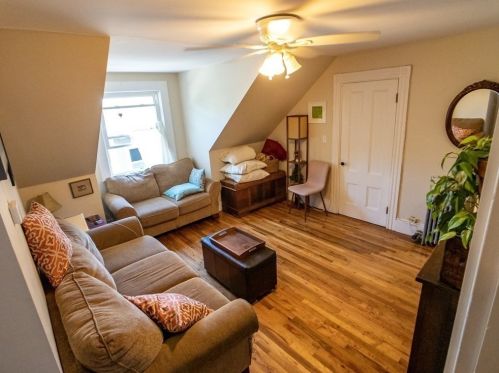 10 Oakview Ter, Roxbury-Xing, MA 02130 exterior