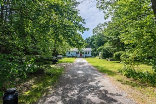 266 Wallace Hill Rd, Townsend, MA 01469 exterior