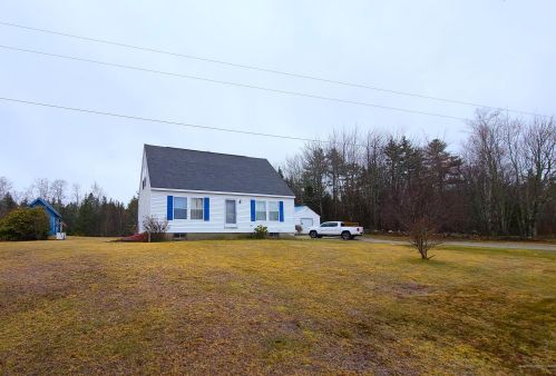 20 Damon Rd, Stockton Springs, ME 04981 exterior