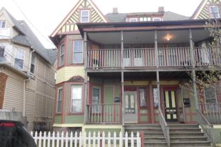 381 Myrtle Ave, Bridgeport, CT 06604 exterior