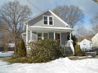 70 Cambridge St, Stratford, CT 06614 exterior