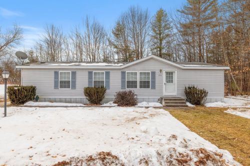 251 Fire Pond Rd, Hopkinton, NH 03229 exterior