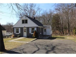 243 Porter Ave, Waterbury, CT 06762 exterior