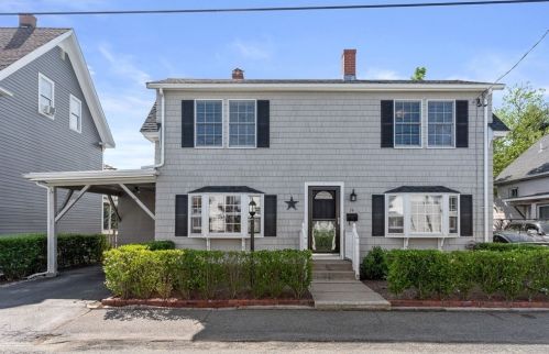 54 Perkins St, Gloucester, MA 01930 exterior