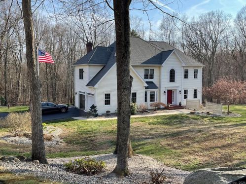 59 Bluebird Ln, Hebron, CT 06248 exterior