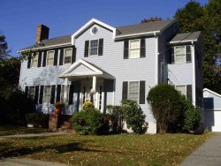 3 Locksley Rd, Newton, MA 02459 exterior