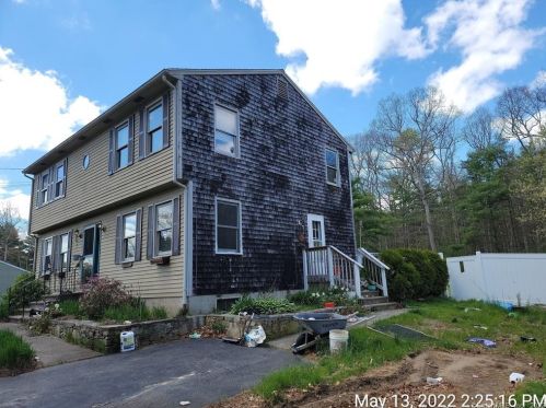 66 Pleasant View Dr, Killingly, CT 06241 exterior