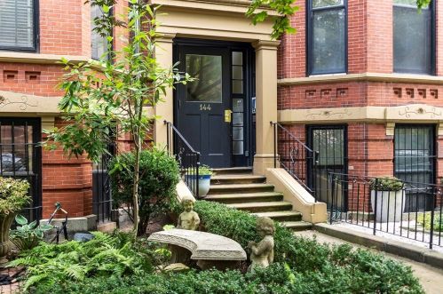 144 Marlborough St, Roxbury-Xing, MA 02116 exterior