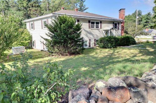 97 Indian Ridge Rd, Contoocook, NH 03229 exterior