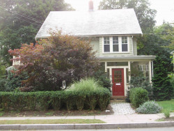 1458 Beacon St, Newton, MA 02468 exterior