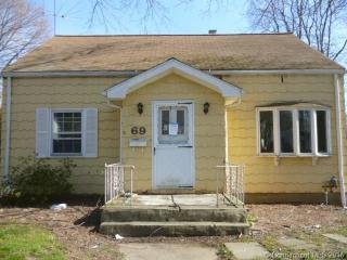 69 Minturn Rd, Bridgeport, CT 06606 exterior
