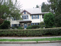 240 Windsor Rd, Newton, MA 02468 exterior