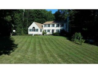 36 Royal Ln, Londonderry, NH 03053 exterior