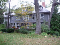 65 Gray Cliff Rd, Newton, MA 02459 exterior