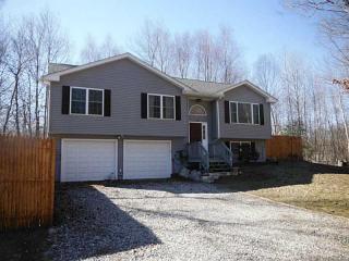 17 Marley St, Glocester, RI 02814 exterior