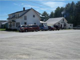 368 Main St, Carrabassett-Valley, ME 04947 exterior