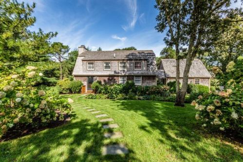 15 Plantingfield Wood Cir, Edgartown, MA 02539 exterior