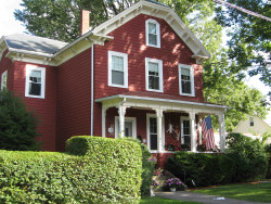 33 Henshaw St, Newton, MA 02465 exterior