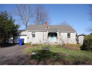 23 Lakeside Cir, Manchester, CT 06043 exterior