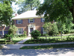 35 Littlefield Rd, Newton, MA 02459 exterior