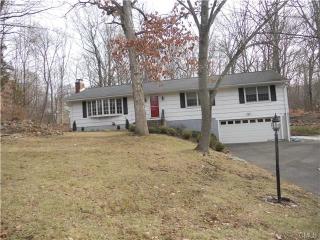 14 Cold Spring Cir, Huntington, CT 06484 exterior