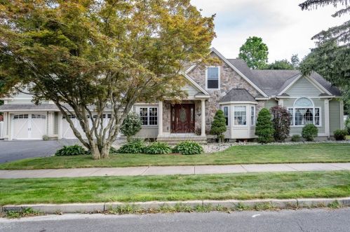 24 Linden Ave, Westfield, MA 01085 exterior
