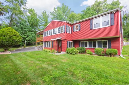 13 Arden Ave, Danbury, CT 06812 exterior