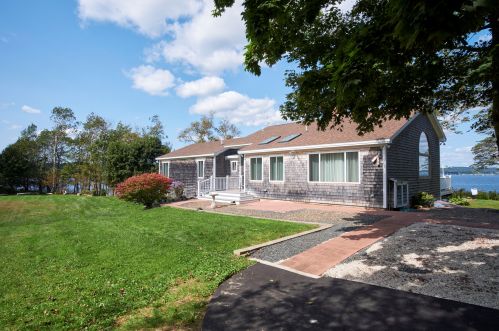29 Lowell Ledge Ln, Owls-Head, ME 04854 exterior