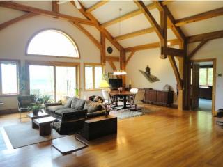 193 Perry Lea Side Rd, Waterbury, VT 05676 exterior
