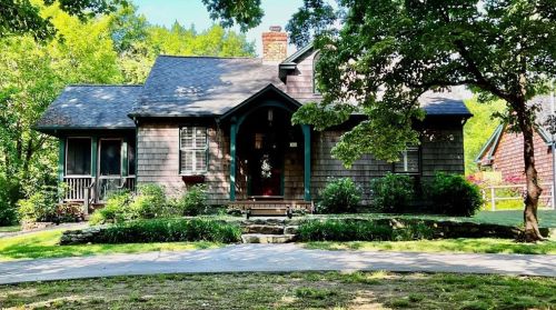 163 Diamond Hill Rd, Hopkinton, RI 02804 exterior