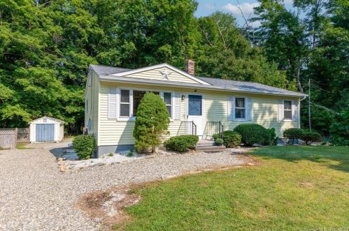 384 Valley Rd, Killingly, CT 06239 exterior