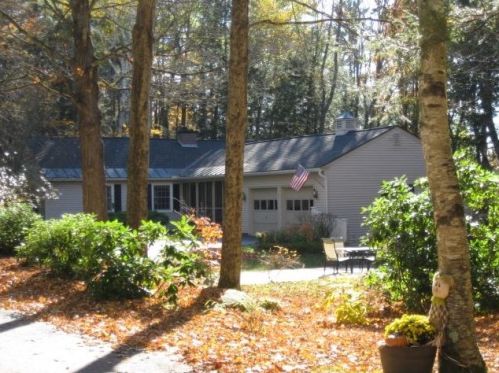 22 Peg Shop Rd, Keene, NH 03431 exterior