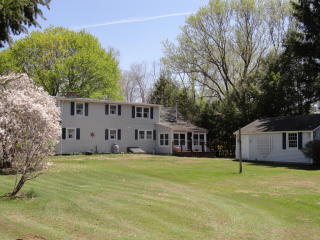 41 Jackson Rd, West-Woods, CT 06069 exterior