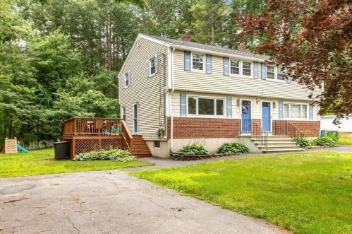 4 Gilman Rd, Billerica, MA 01862 exterior