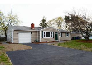 84 Inez Ave, Warwick, RI 02886 exterior